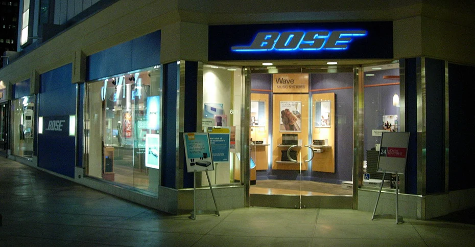 شرکت لوازم الکترونیکی خانگی Bose